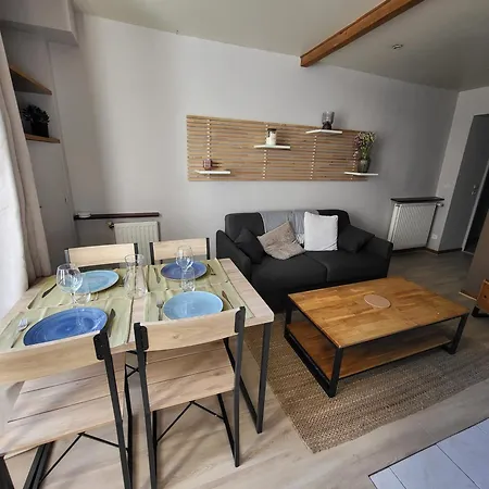 Daire Les Glycines, T2 Near Downtown