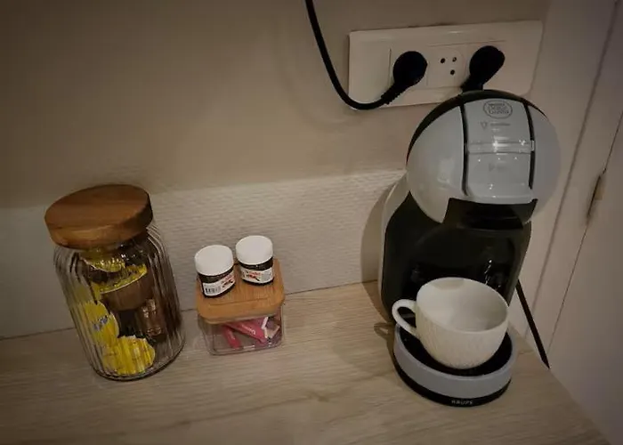 Apartment Les Glycines, T2 Near Downtown Poitiers