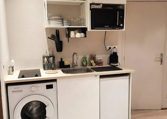 Apartment Les Glycines, T2 Near Downtown Poitiers