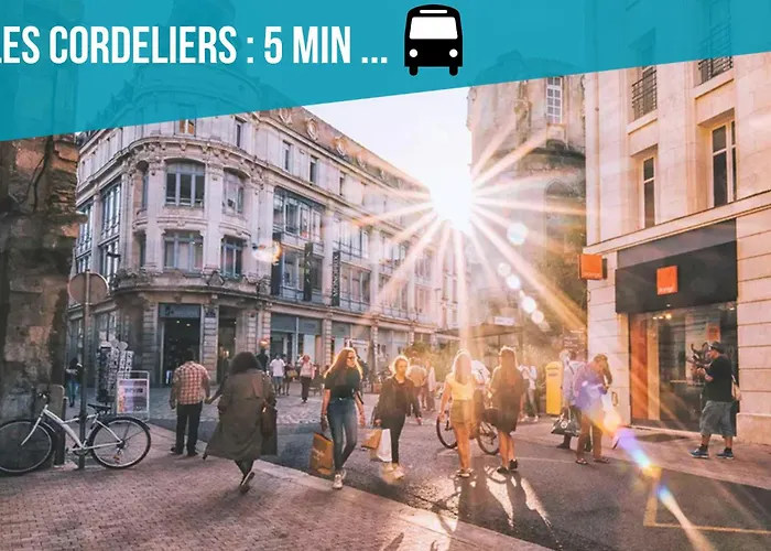 Les Glycines, T2 Near Downtown *